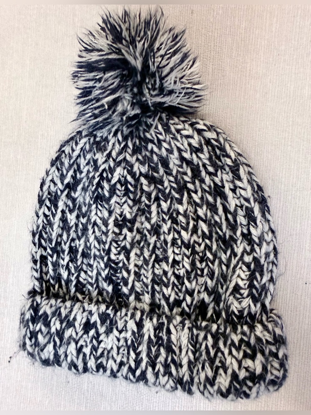 GAP Dark navy blue & White Marled Pom Beanie